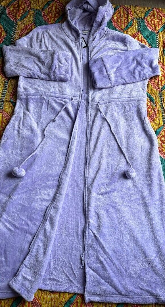 Avenue Plus Size Lavender Zip Front Plain Hooded Robe Size 14/16