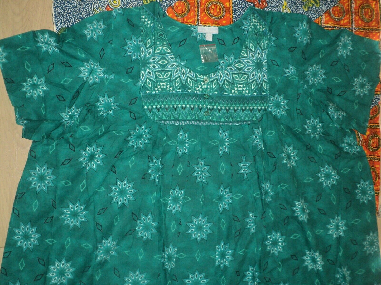 Only Necessities Plus Size Waterfall Burst Mixed Print Long Lounger Sz 6X-42/44