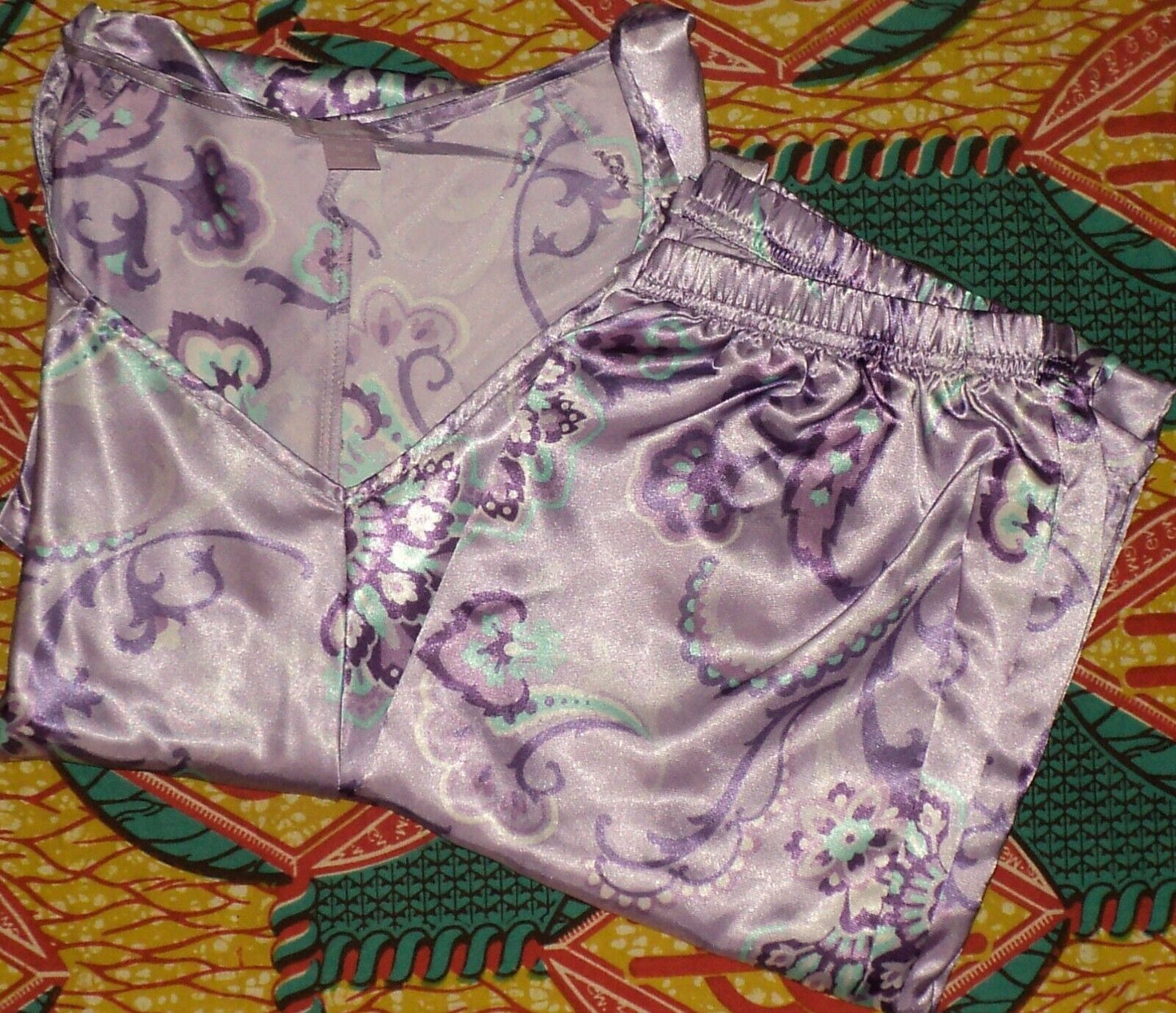 Amoureuse Plus Size Soft Iris Paisley Luxe Satin Pajama Set Size 3X (30/32)
