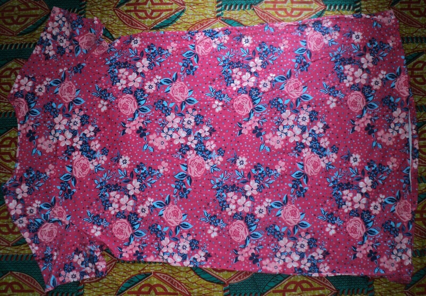 Dreams & Co. Plus Size Radiant Pink Flowers Pintucked Lounger Size 3X(30/32)