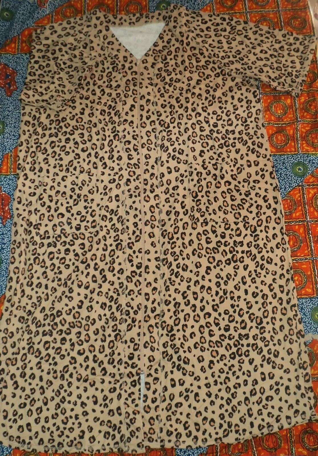 Dreams & Co. Plus Size Classic Leopard Short Sleeves Long Zip-Front Robe Size 5X