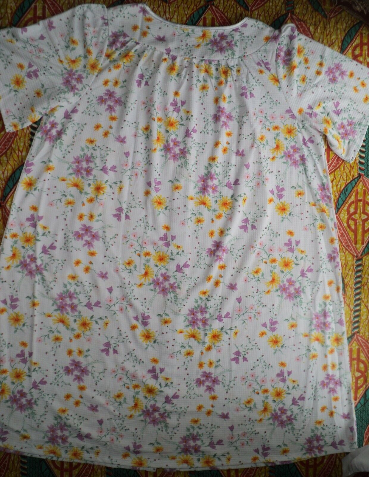 Only Necessities Plus Size White Meadow Short Sleeves Waffle Knit Lounger Size L