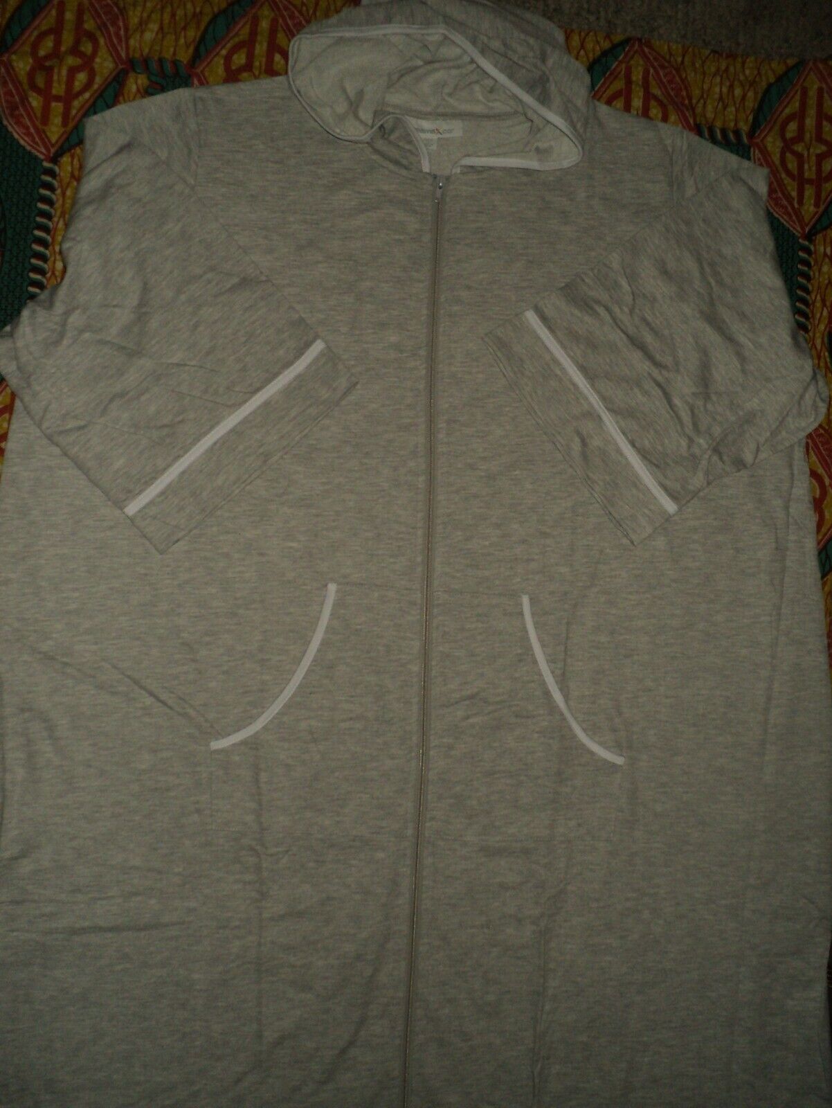 Dreams & Co. Plus Size Heather Grey 3/4 Sleeves Long Hooded Robe Size 2X(26/28)
