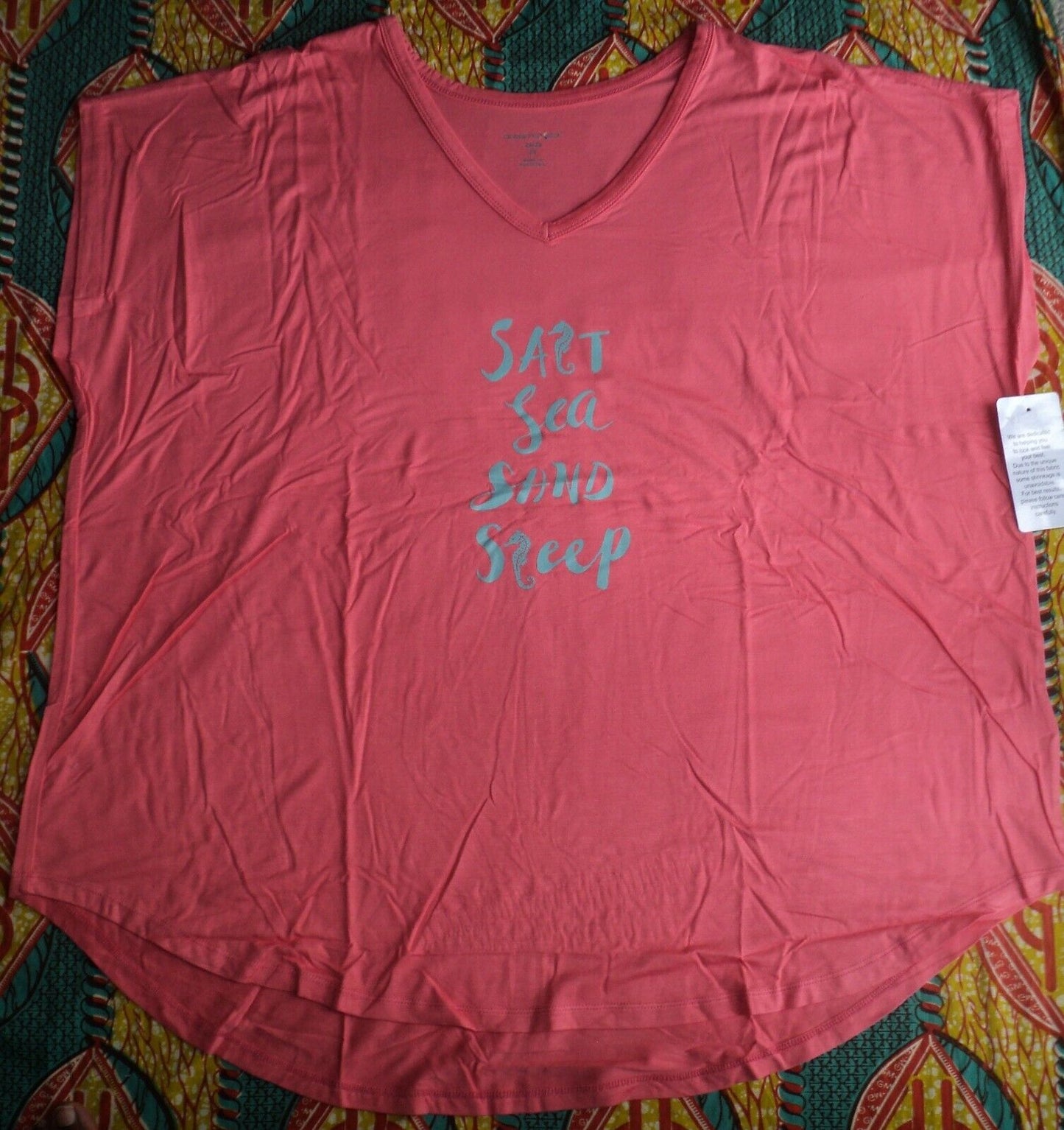 Dreams & Co. Plus Size Coral Rose Seahorse Graphic Tee Pajama Set Size L(18/20)