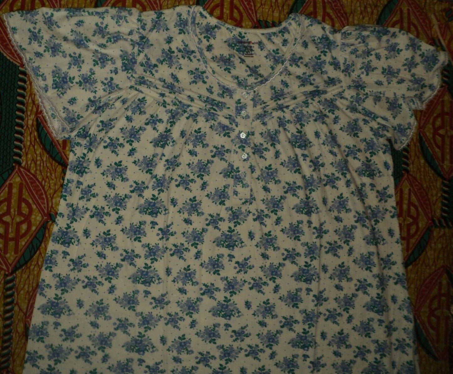 Dreams & Co. Plus Size White Bouquet Long Cotton Knit Nightgown Size 2X(26/28)