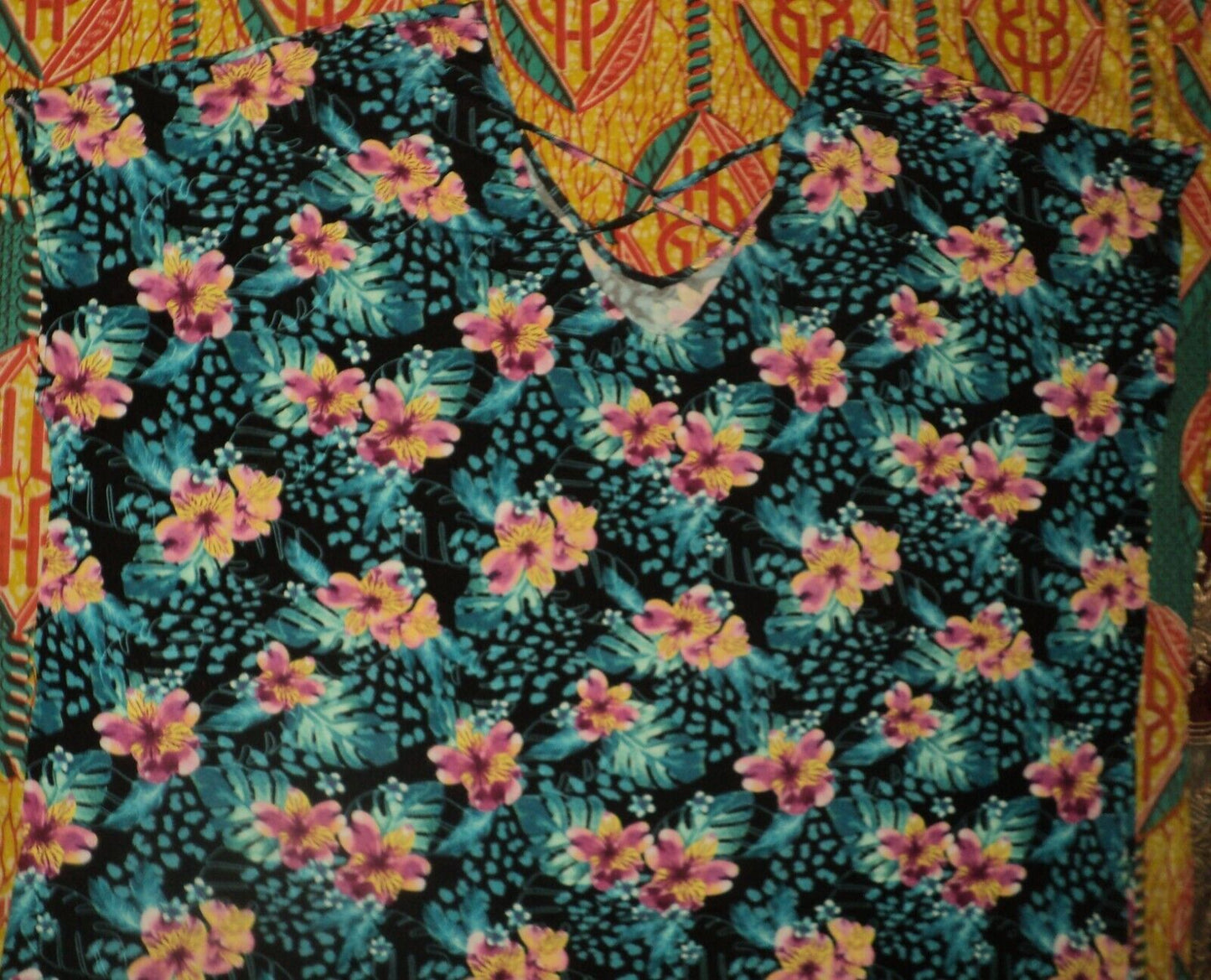 Swimsuits For All Plus Size Trop Animal Turq High-Low Cover Up Size 22/24