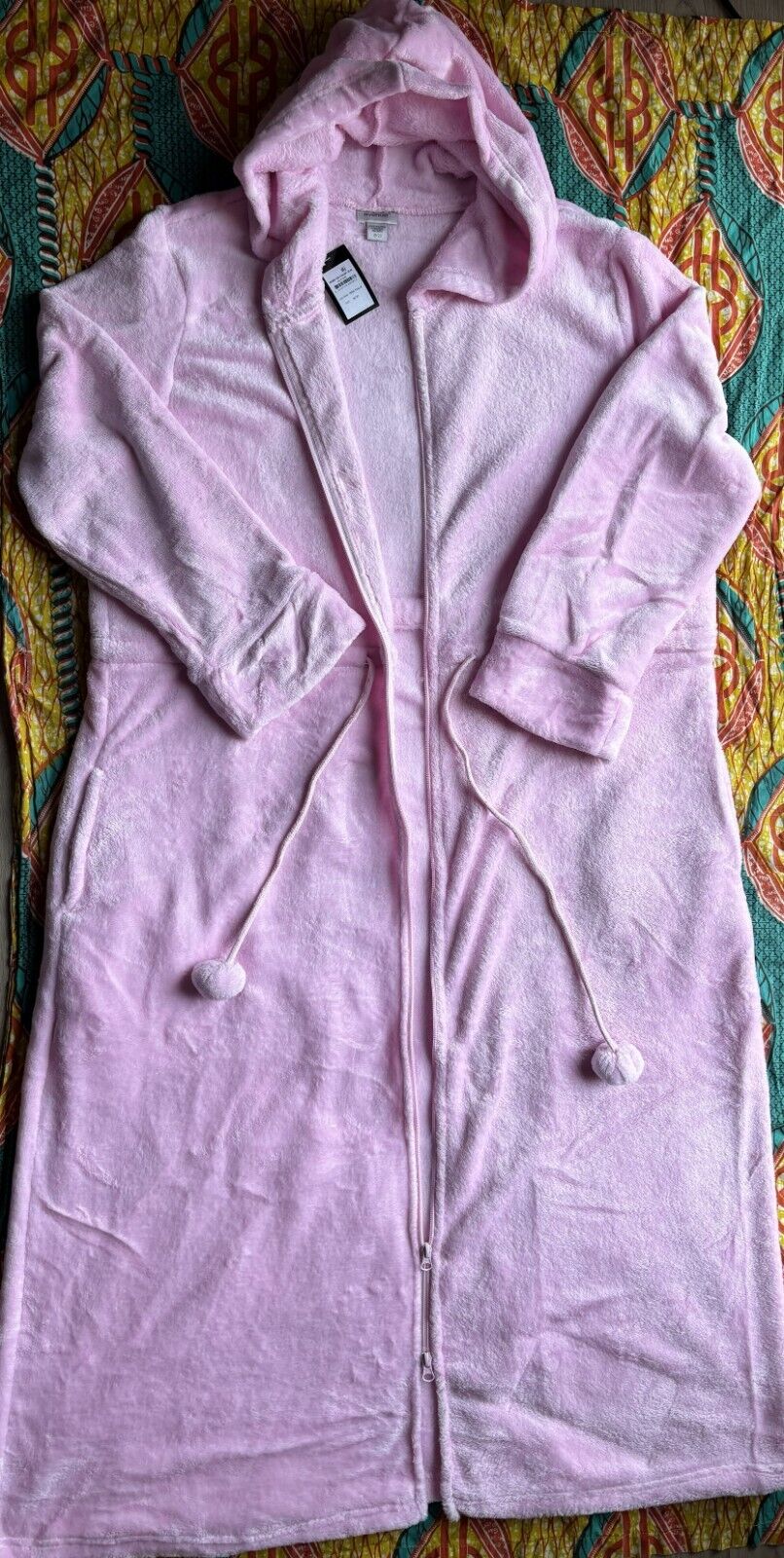 Avenue Plus Size Pink Tulle Zip Front Plain Hooded Robe Size 26/28