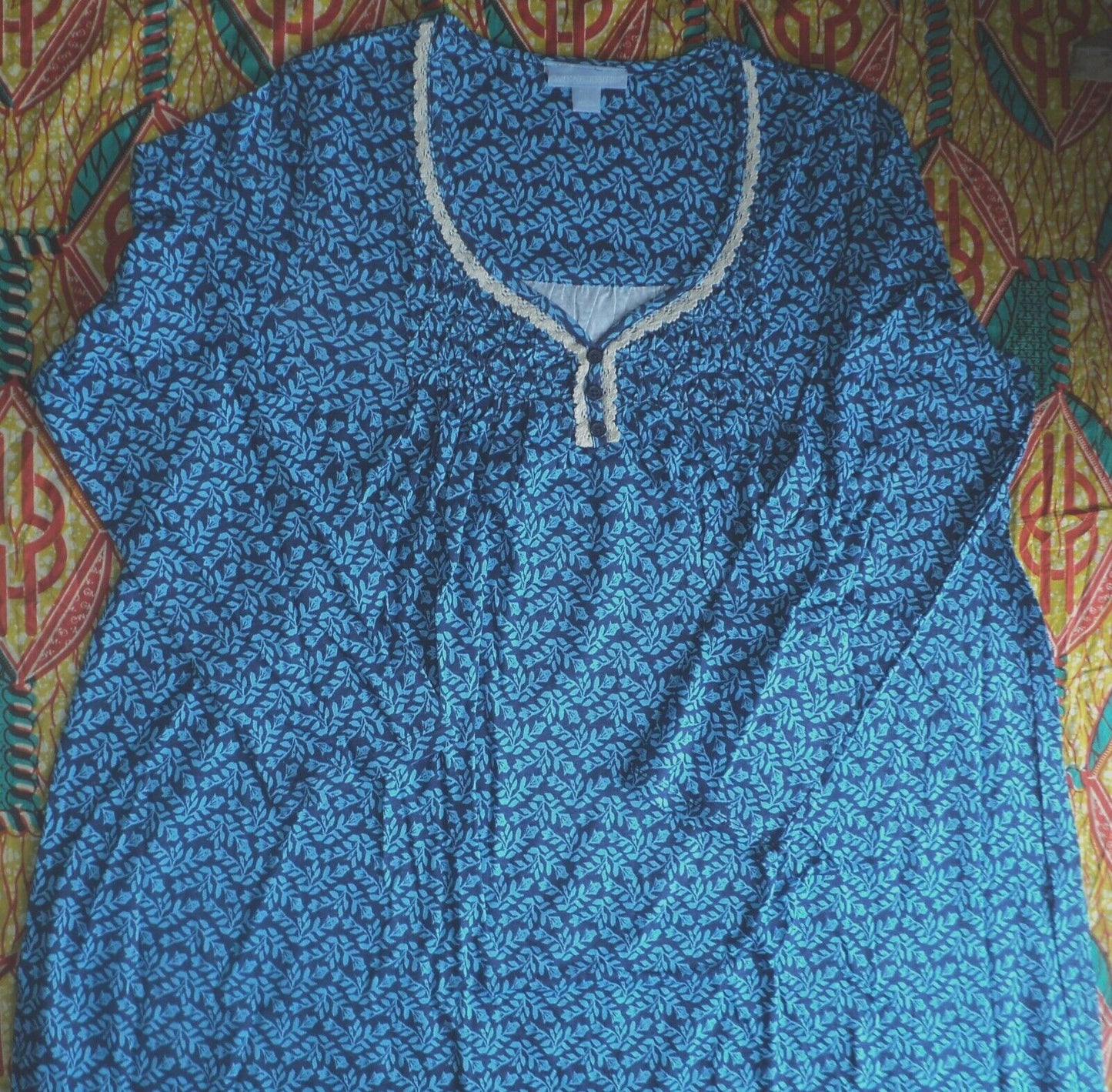 Only Necessities Plus Size Evening Blue Long Pintucked Nightgown Size L(18/20)