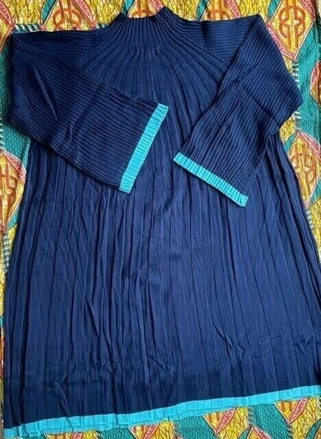 Roaman’s Plus Size Navy Soft Turquois Swing Sweater Dress Size 2X(26/28)