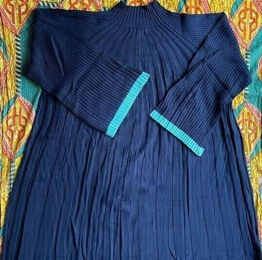 Roaman’s Plus Size Navy Soft Turquois Swing Sweater Dress Size 2X(26/28)