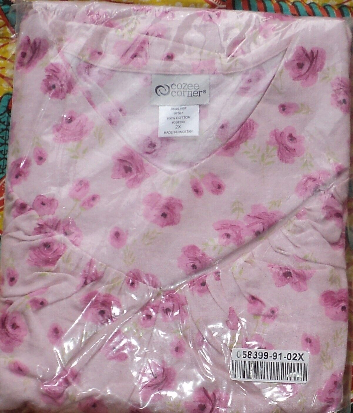 Cozee Corner Plus Size Rose Floral Printed Flannel Nightgown Size 6X(36W/38W)