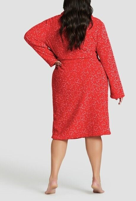 Avenue Plus Size Red Love Heart Printed Long Sleeves Plush Robe Size 30/32