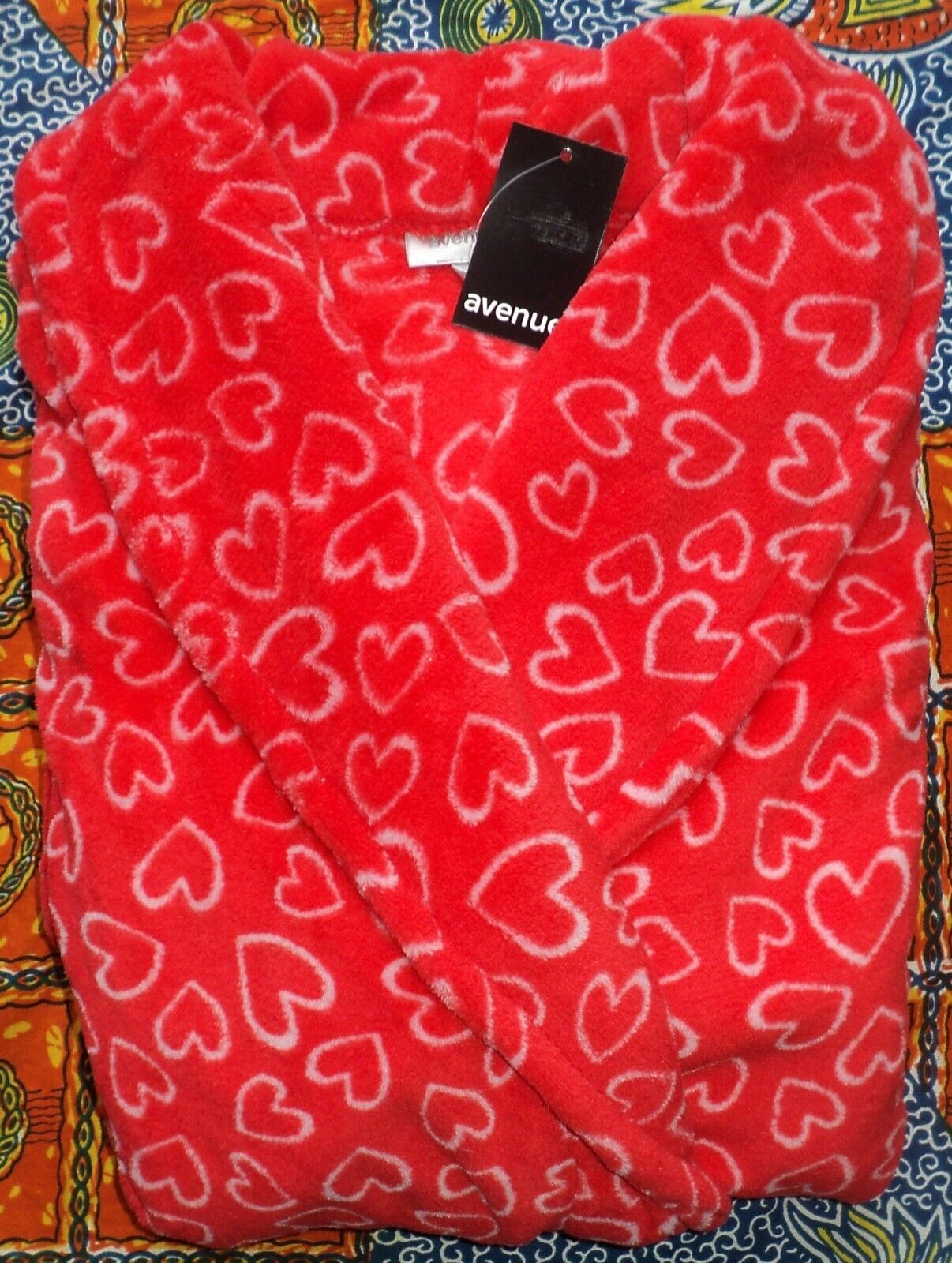 Avenue Plus Size Red Love Heart Printed Long Sleeves Plush Robe Size 30/32