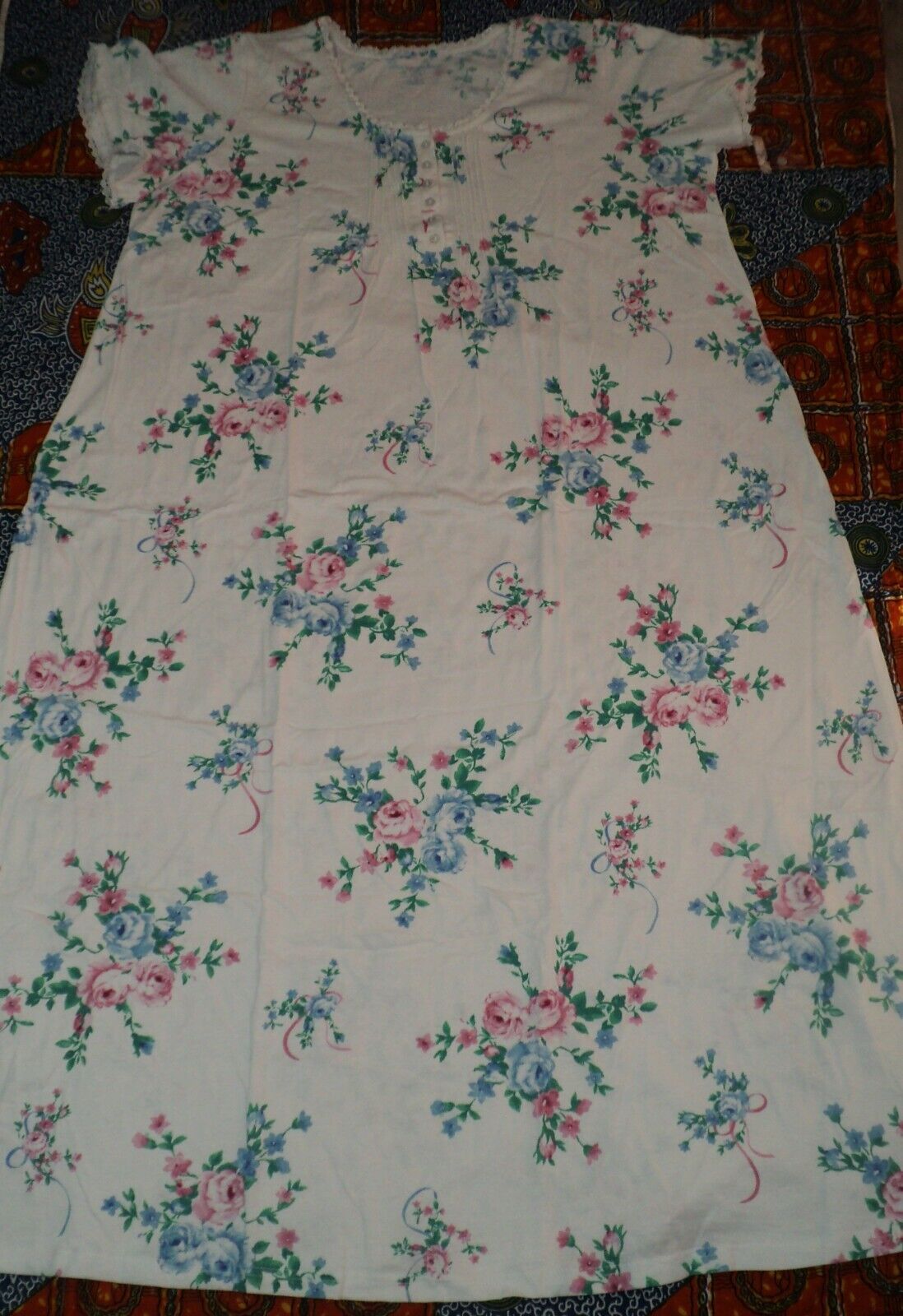 Only Necessities Plus Size  White Floral Long Pintucked Knit Nightgown Size 1X