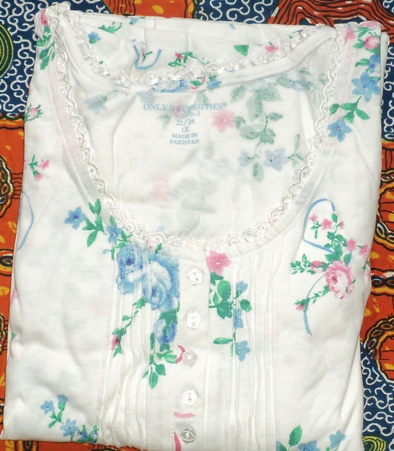 Only Necessities Plus Size  White Floral Long Pintucked Knit Nightgown Size 1X