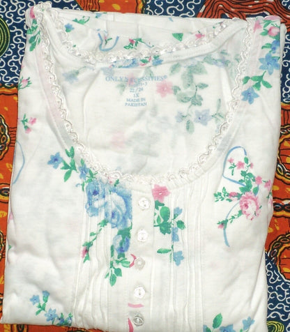 Only Necessities Plus Size  White Floral Long Pintucked Knit Nightgown Size 1X