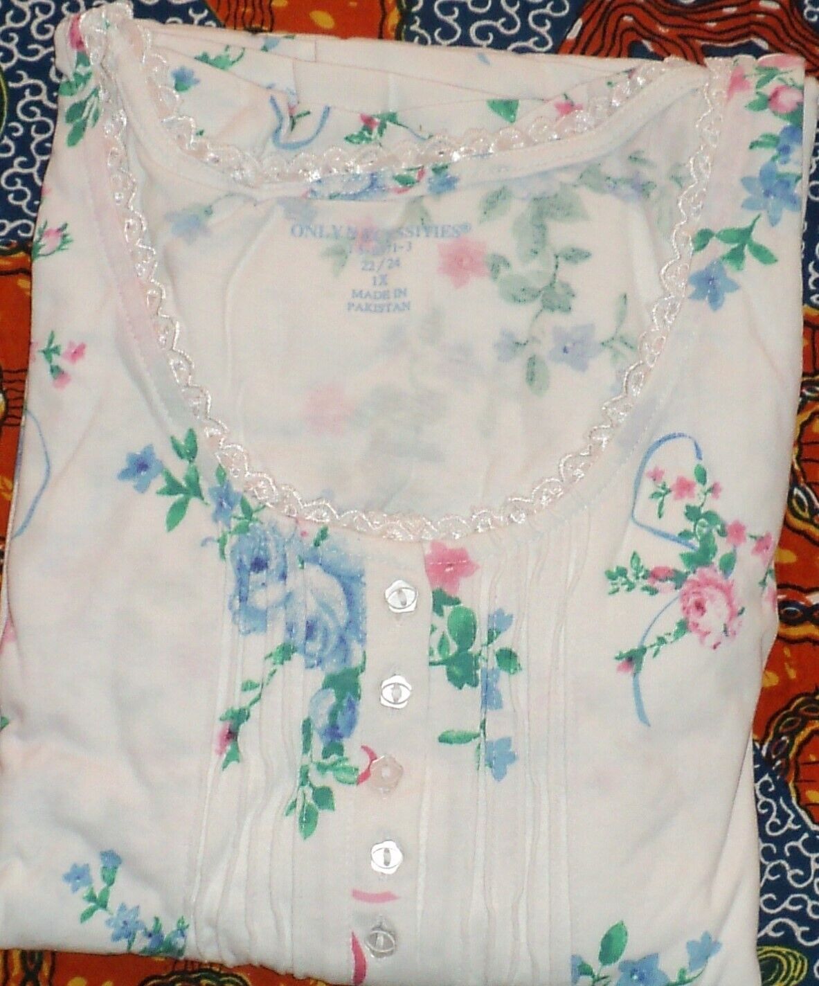 Only Necessities Plus Size  White Floral Long Pintucked Knit Nightgown Size 1X