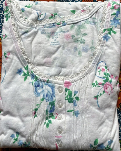 Only Necessities Plus Size  White Floral Long Pintucked Knit Nightgown Size 3X