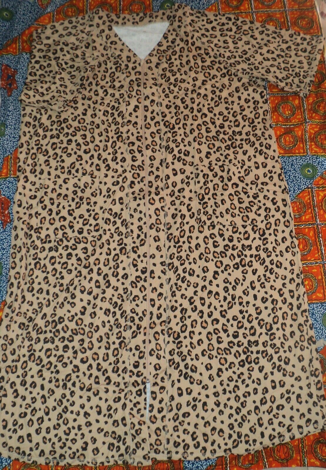 Dreams & Co. Plus Size Classic Leopard Short Sleeves Long Zip-Front Robe Size 3X