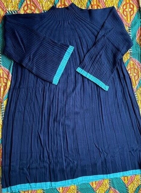 Roaman’s Plus Size Navy Soft Turquois Swing Sweater Dress Size L(18/20)