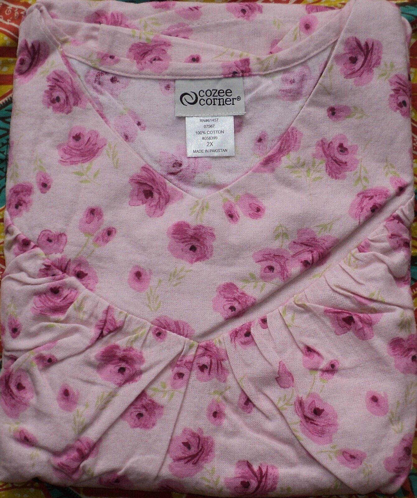 Cozee Corner Plus Size Rose Floral Printed Flannel Nightgown Size 4X(28W/30W)