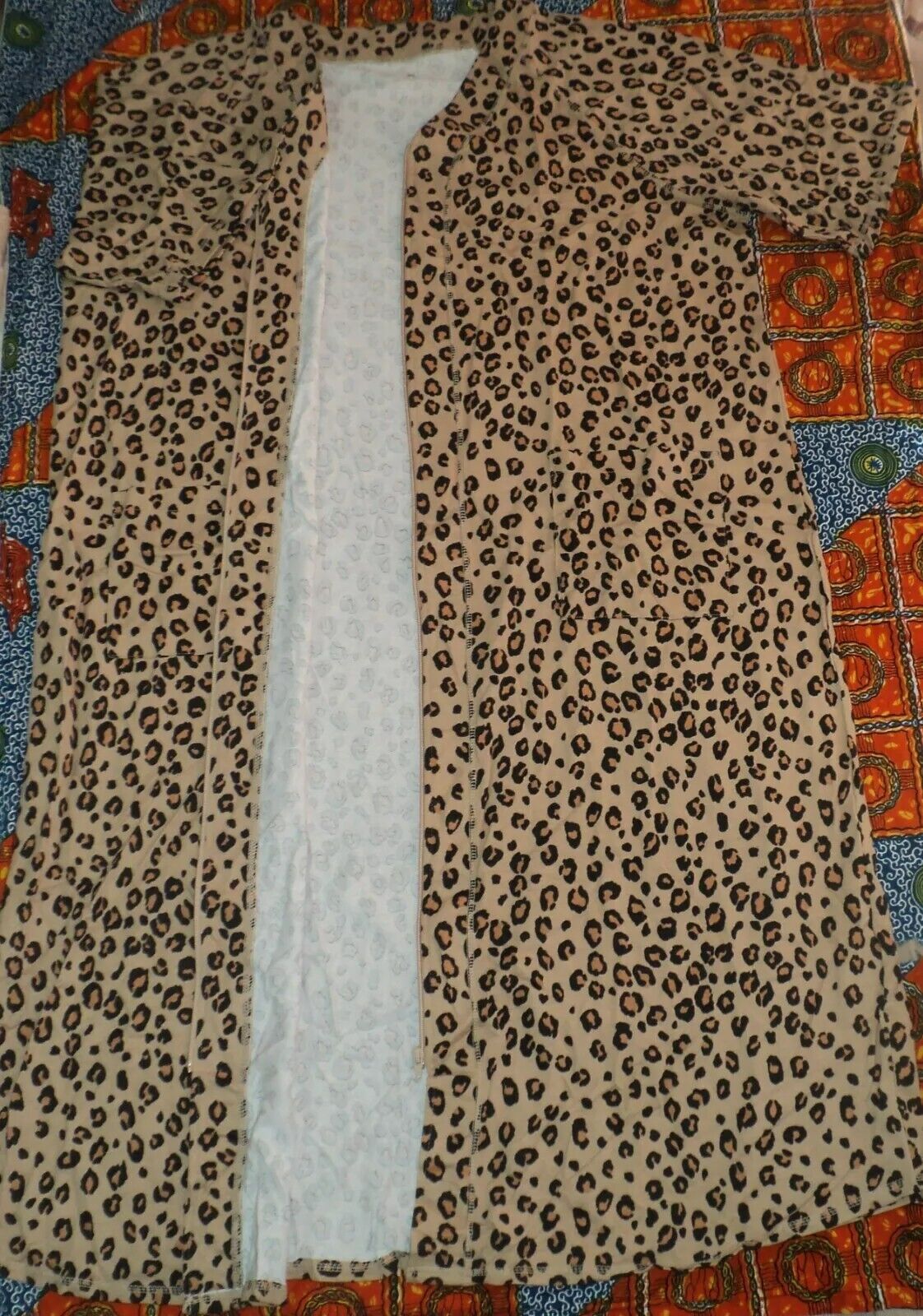 Dreams & Co. Plus Size Classic Leopard Short Sleeves Long Zip-Front Robe Size 5X