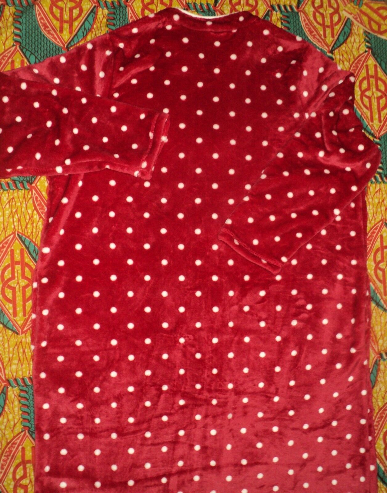 Dreams & Co. Plus Size Classic Red Dots Microfleece Robe Size 1X(22/24)