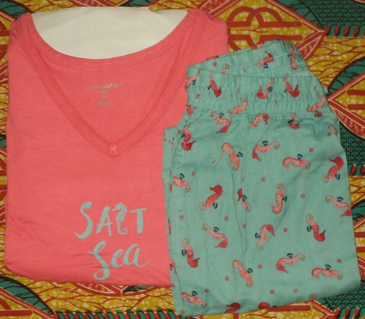 Dreams & Co. Plus Size Coral Rose Seahorse Graphic Tee Pajama Set Size 1X(22/24)