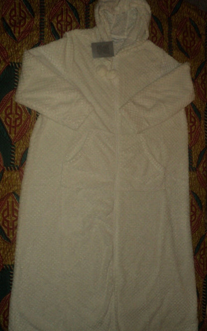 Dreams & Co. Plus Size Ivory Plush Hooded Long Robe Size 1X(22/24)