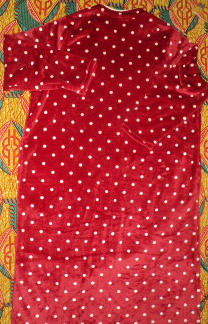 Dreams & Co. Plus Size Classic Red Dots Microfleece Robe Size M(14/16)