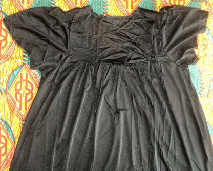 Only Necessities Plus Size Black Short Silky Lace-Trim Nightgown Size L(18/20)