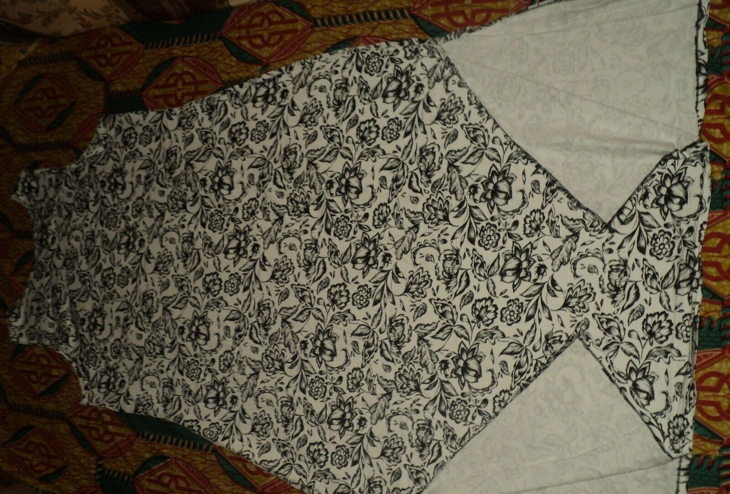 Jessica London Plus Size White Black Floral Faux Lace Up Maxi Dress Size 28W