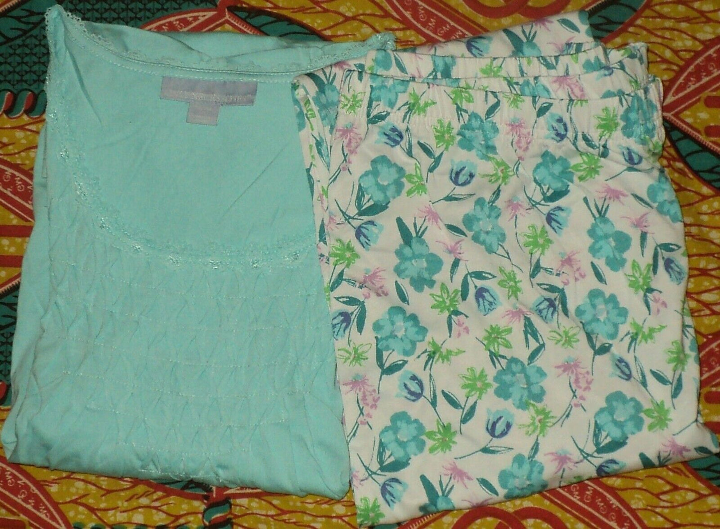 Only Necessities Plus Size Pale Ocean Tulip Smocked Capri Pajamas Set Size 1X